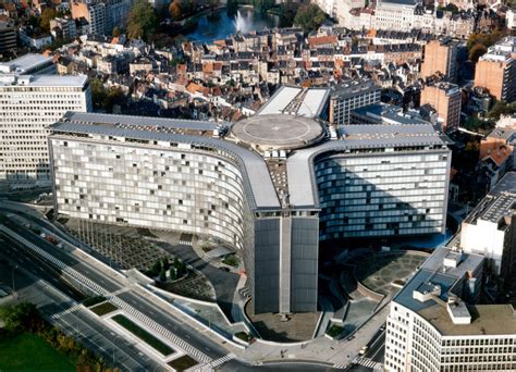 Commission building ('the Berlaymont building') in Brussels - CVCE Website